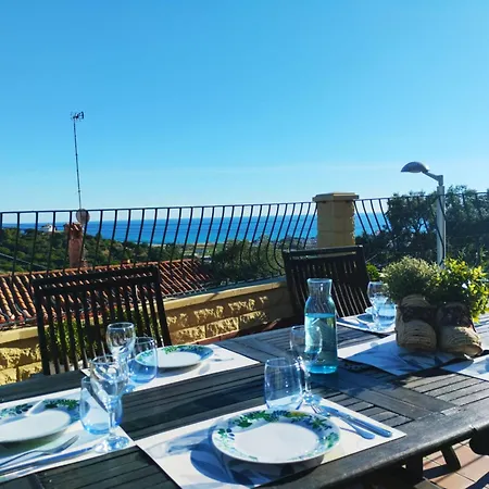 Pura Vida Piscina Barbacoa Y Vistas Al Mar Сasa de vacaciones Pineda De Mar
